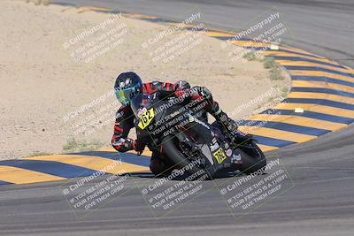 media/Oct-08-2023-CVMA (Sun) [[dbfe88ae3c]]/Race 3 Amateur Supersport Middleweight/